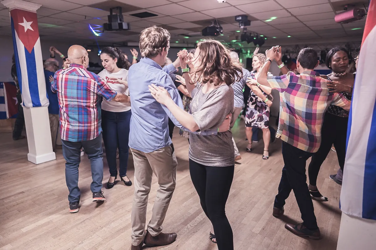 Salsa Kurs Wochenende Köln – Kompakt lernen